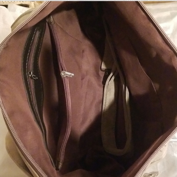 GREY STUDDED PURSE- NWT - Picture 3 of 3